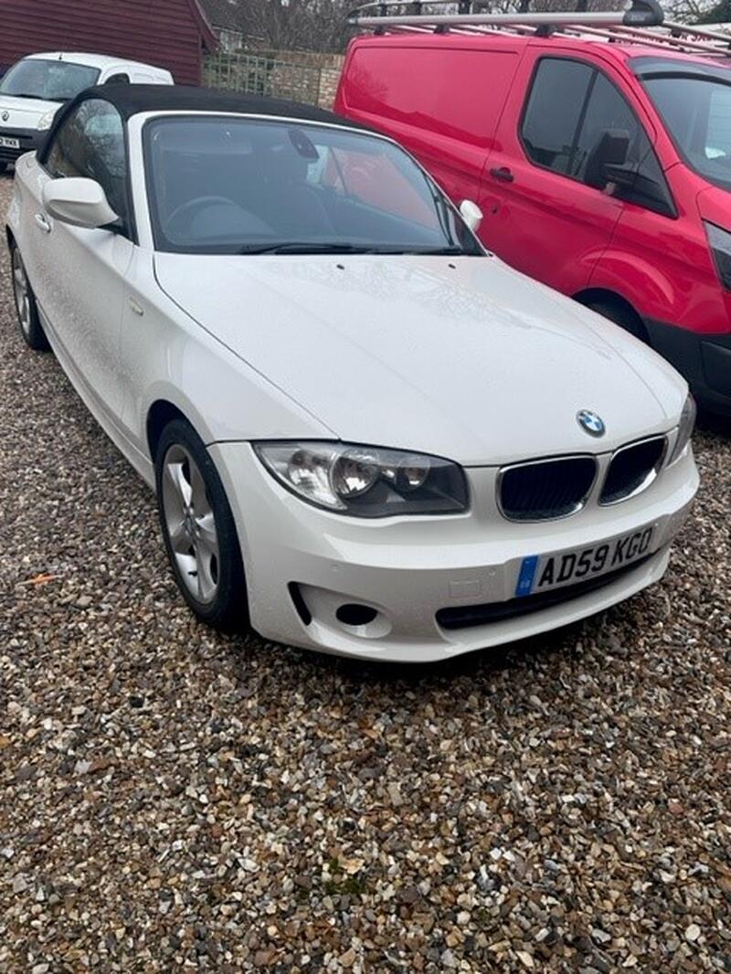 View BMW 1 SERIES 2.0 118i Sport Convertible