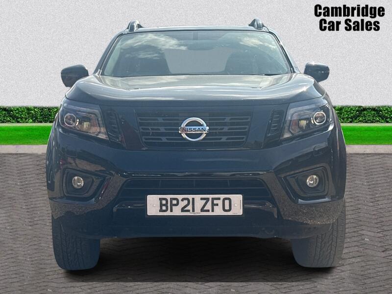 View NISSAN NAVARA 2.3 dCi N-Guard
