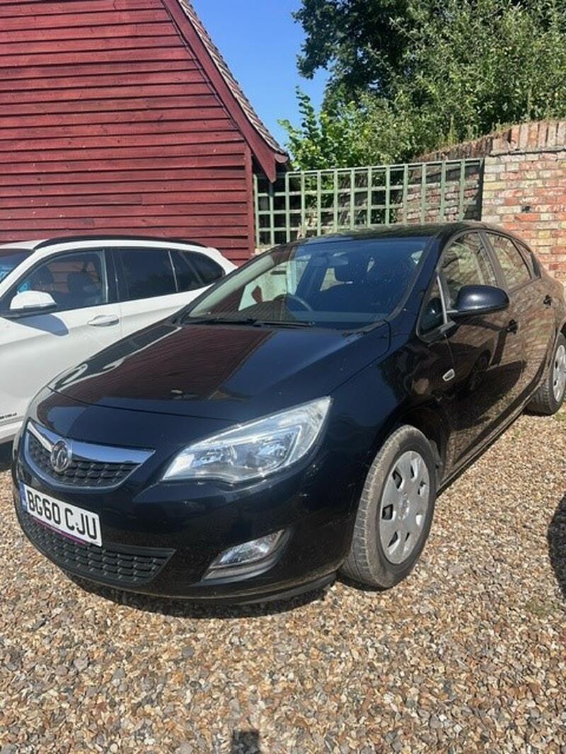 VAUXHALL ASTRA