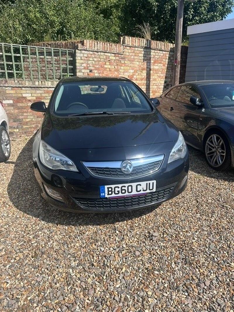 VAUXHALL ASTRA