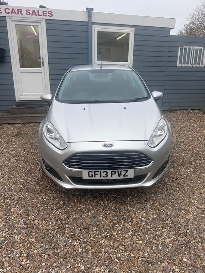 View FORD FIESTA 1.6 Zetec