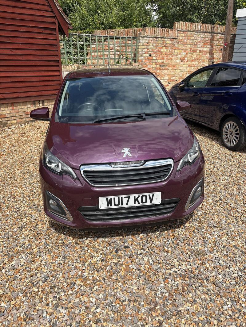 View PEUGEOT 108 1.2 PureTech Allure