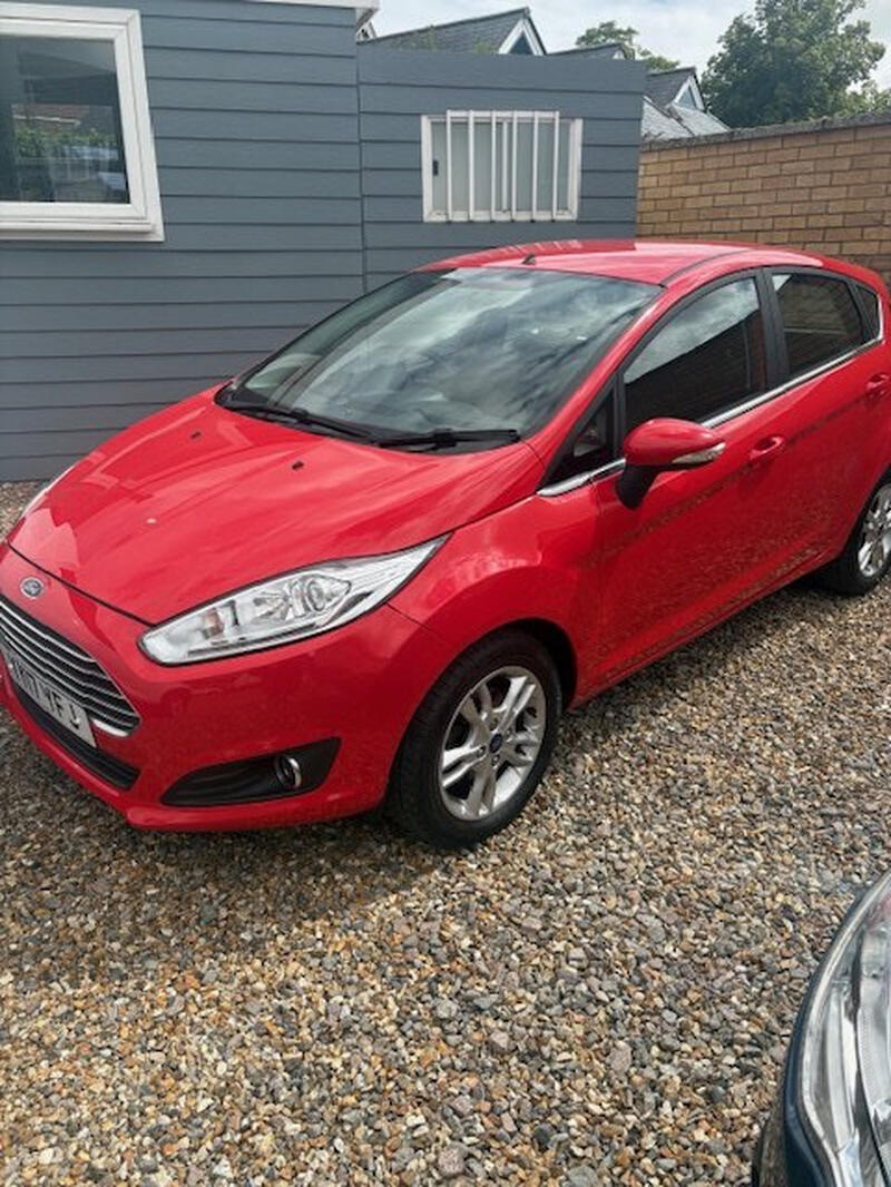 View FORD FIESTA 1.0 T EcoBoost Zetec