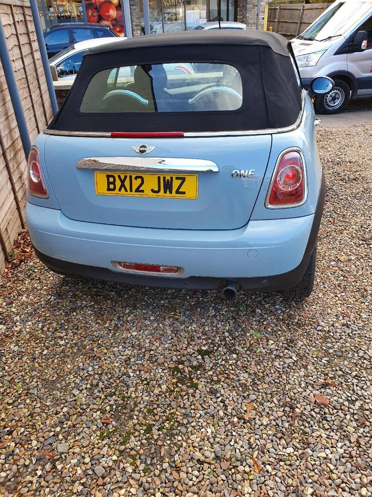 MINI CABRIOLET