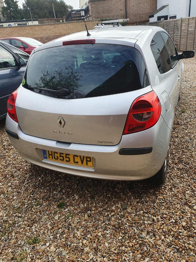 View RENAULT CLIO dCi 86 Dynamique S