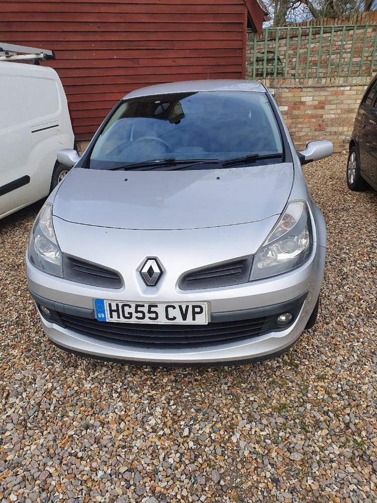 RENAULT CLIO