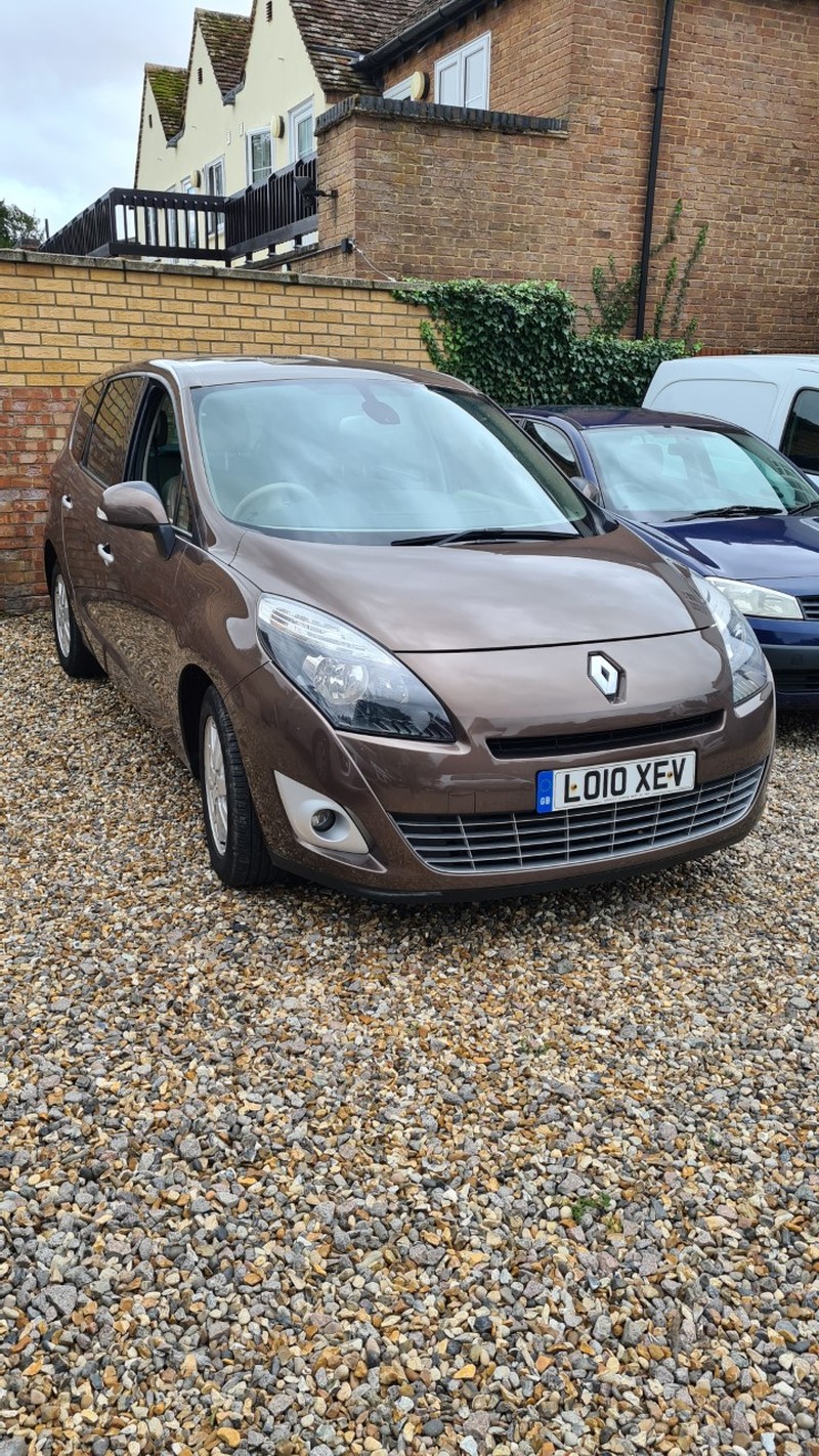 RENAULT GRAND SCENIC