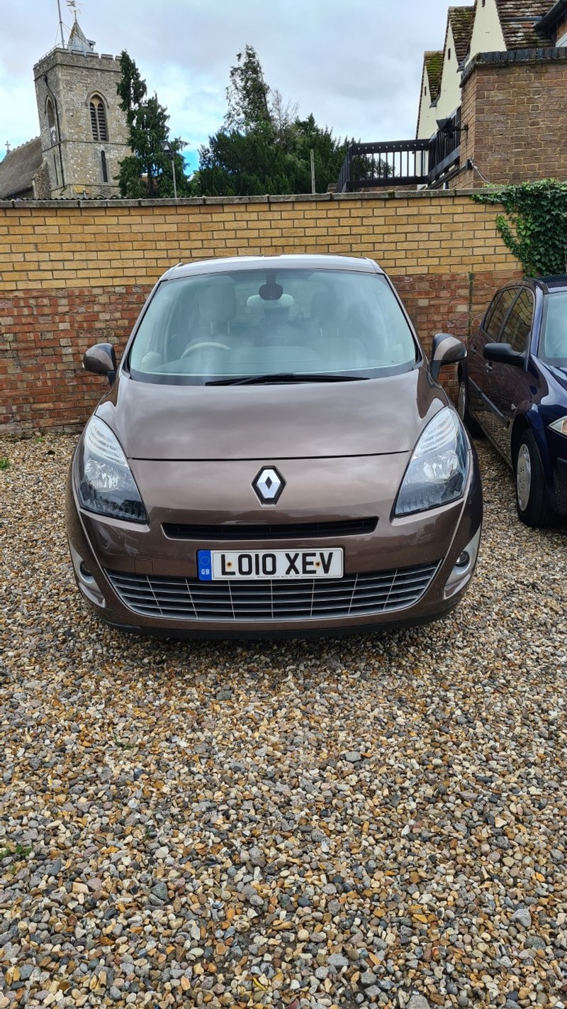 RENAULT GRAND SCENIC