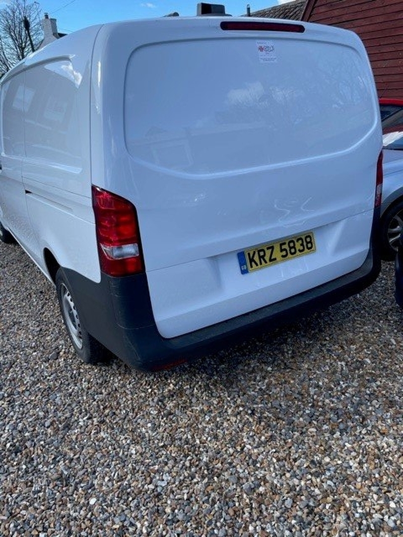 View MERCEDES-BENZ VITO 111 CDI