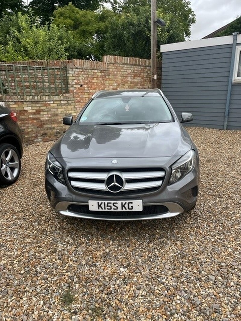 View MERCEDES-BENZ GLA CLASS GLA 200 D SPORT