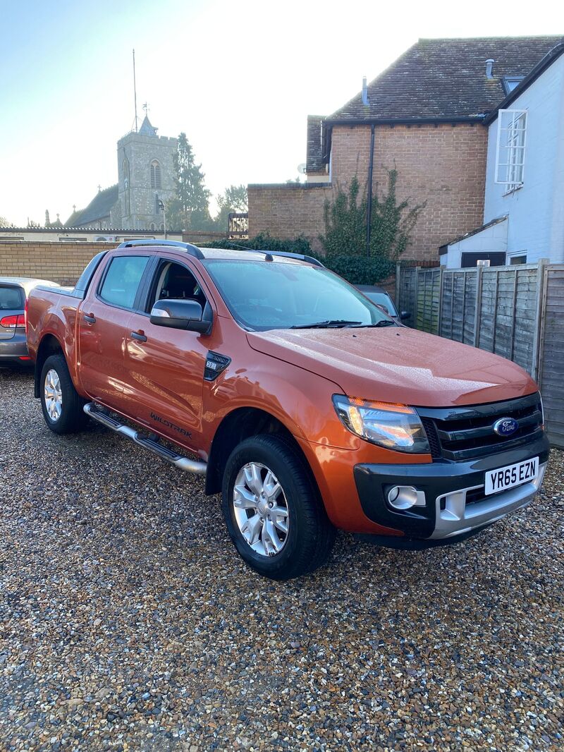 View FORD RANGER WILDTRAK 4X4 DCB TDCI