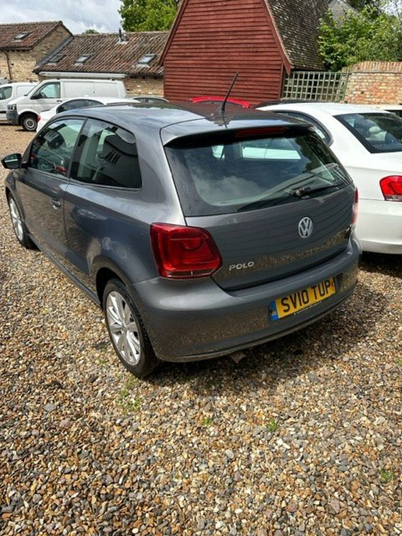 View VOLKSWAGEN POLO SEL