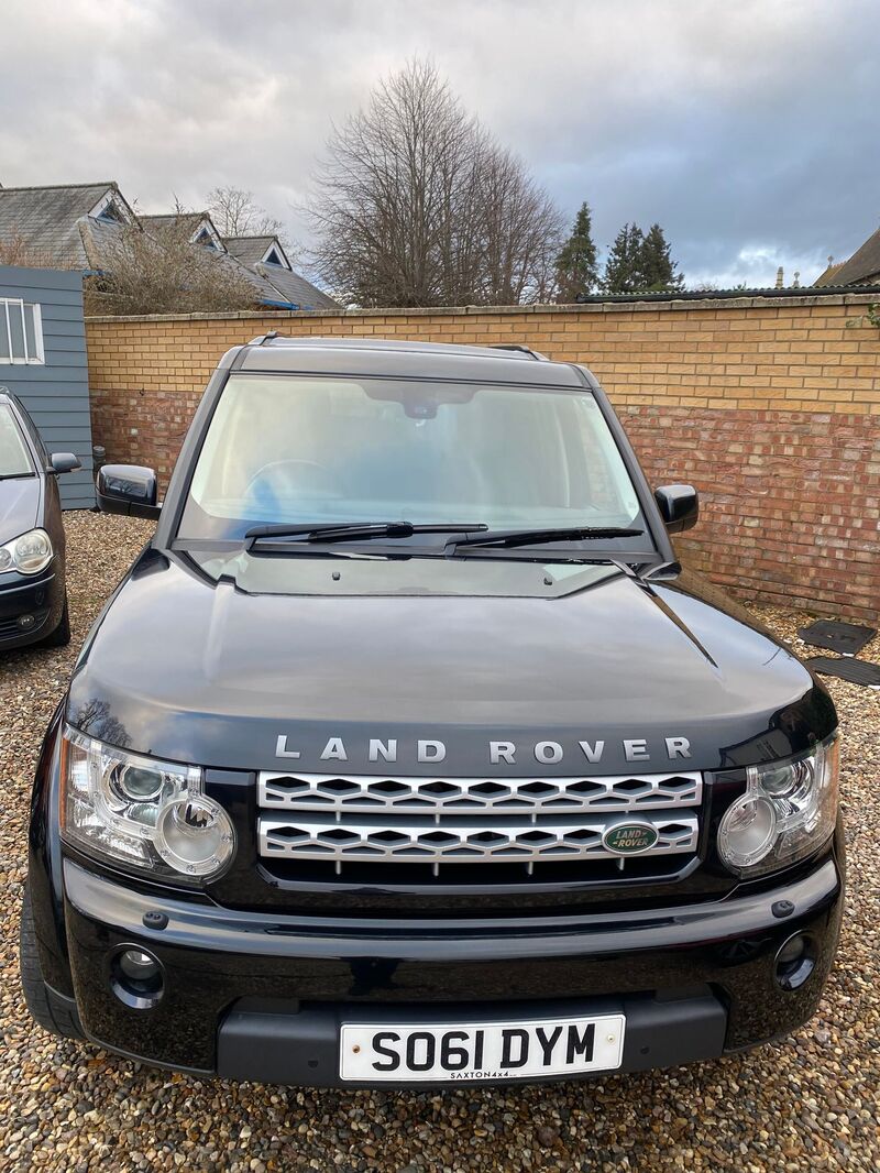View LAND ROVER DISCOVERY SDV6 XS