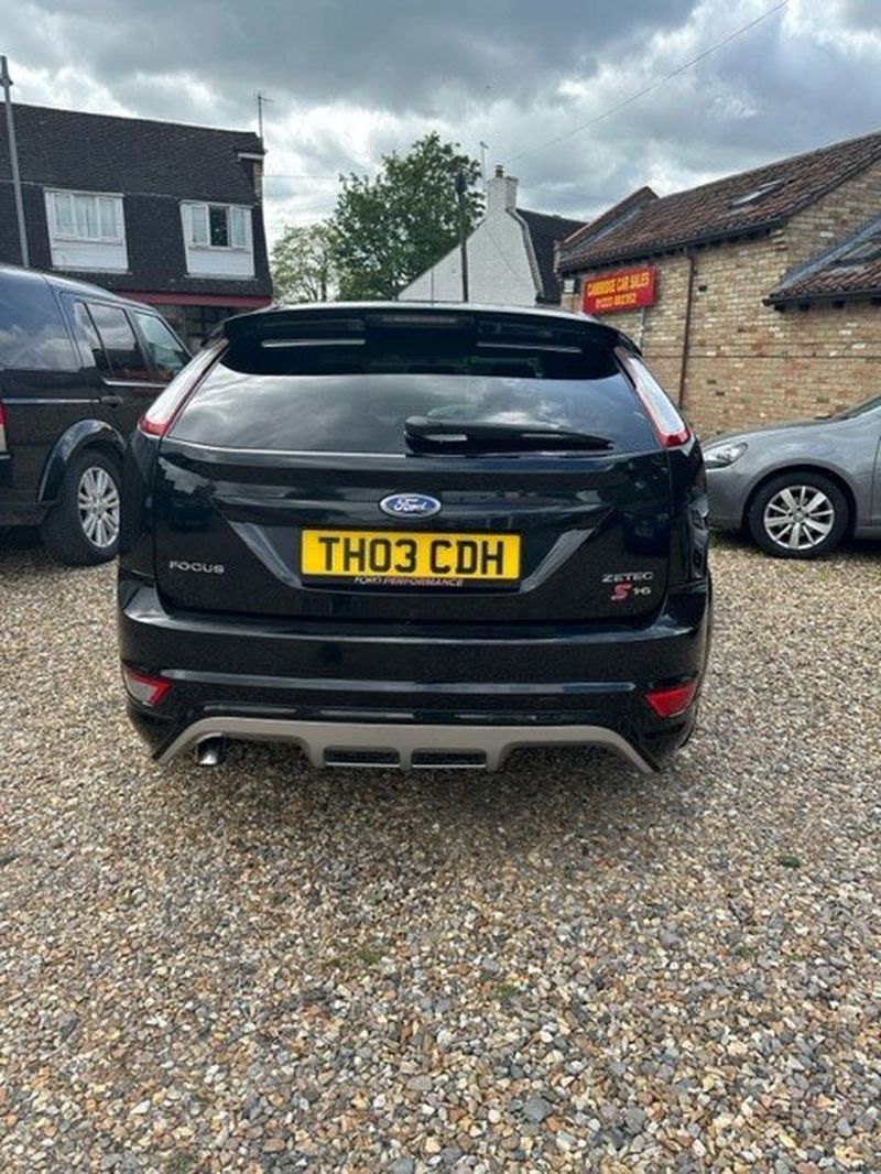 View FORD FOCUS ZETEC S